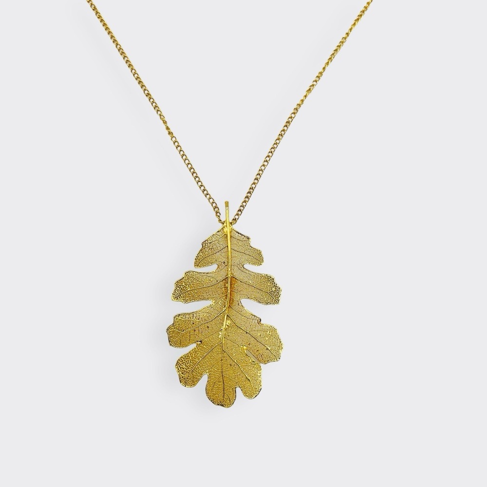 Vintage Oak Leaf Gold Tone Pendant Chain Necklace 24.5"
